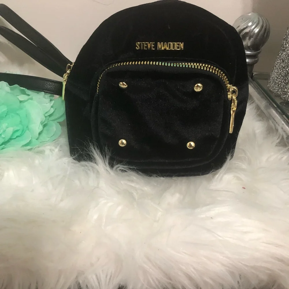 Steven Madden backpack - Picture 3 of 7